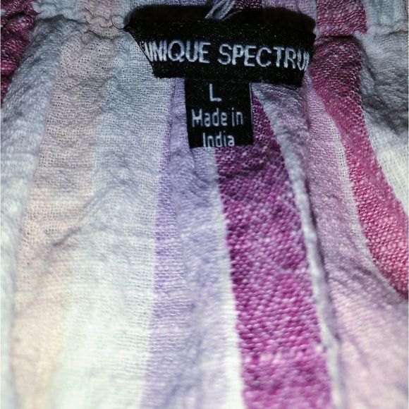 Emmique-Spectrum Blouse - Picture 2 of 5